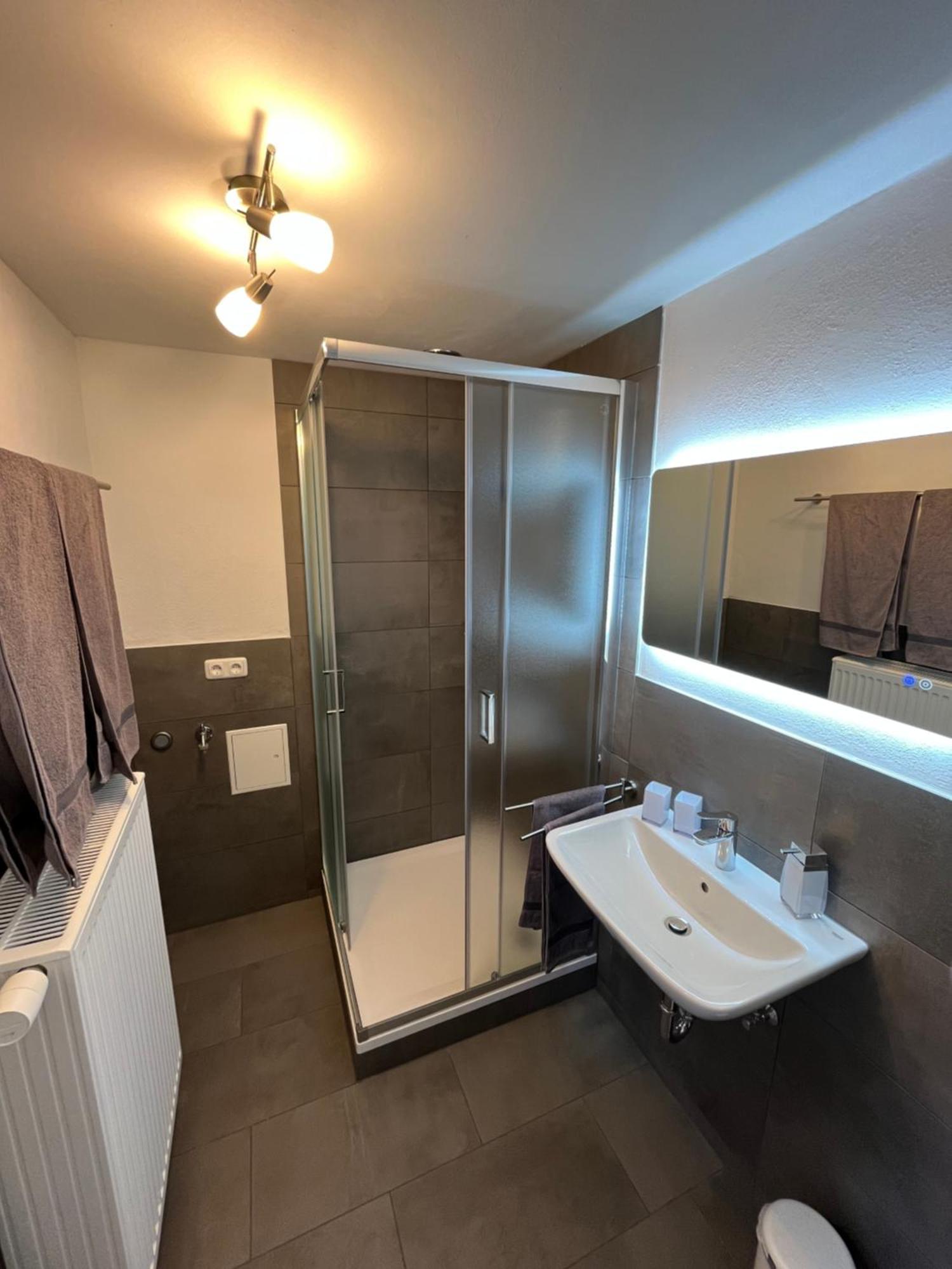 Ferienwohnungen Und Appartements - Haus Budinger Alf Exteriér fotografie