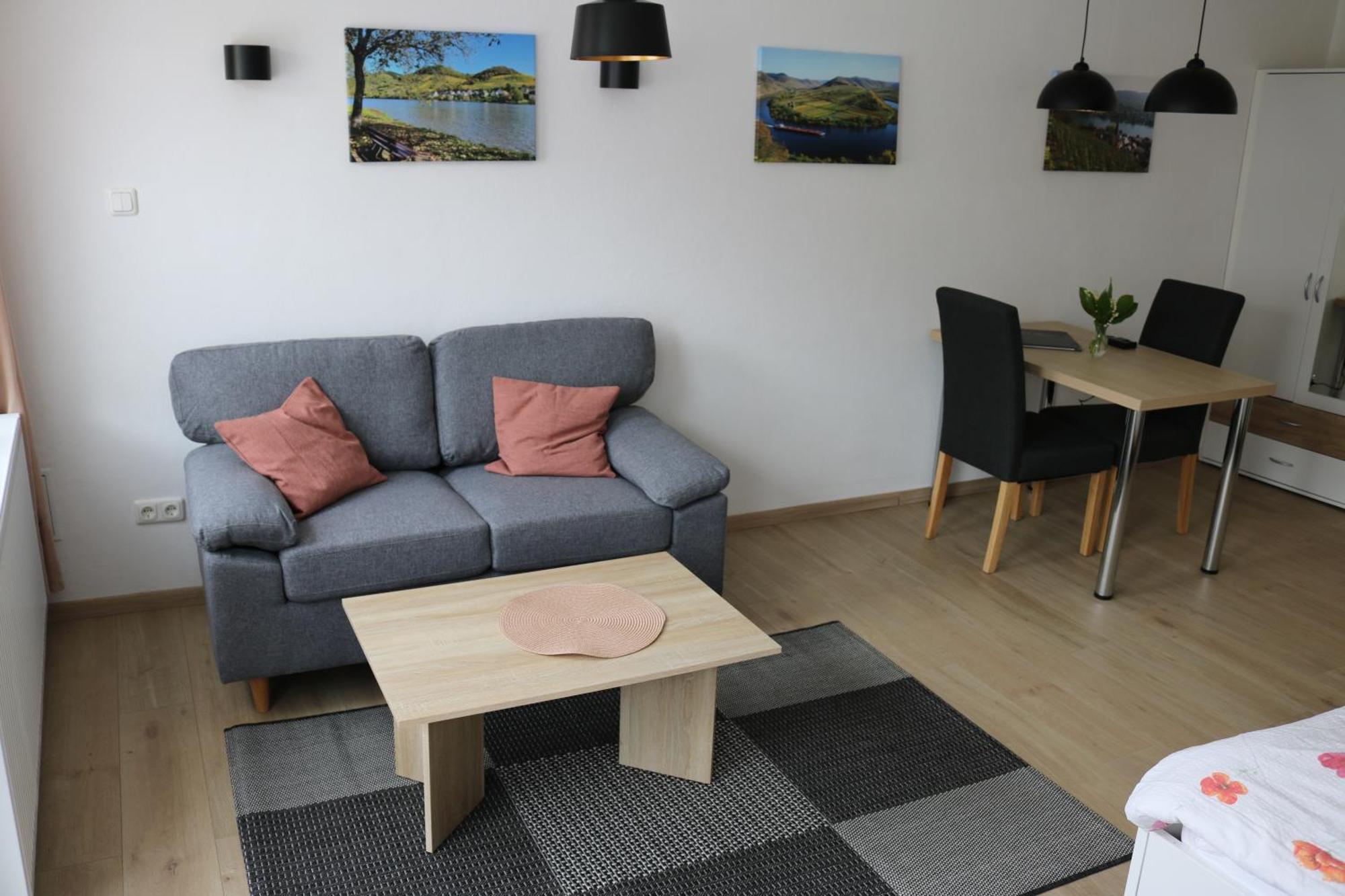 Ferienwohnungen Und Appartements - Haus Budinger Alf Exteriér fotografie