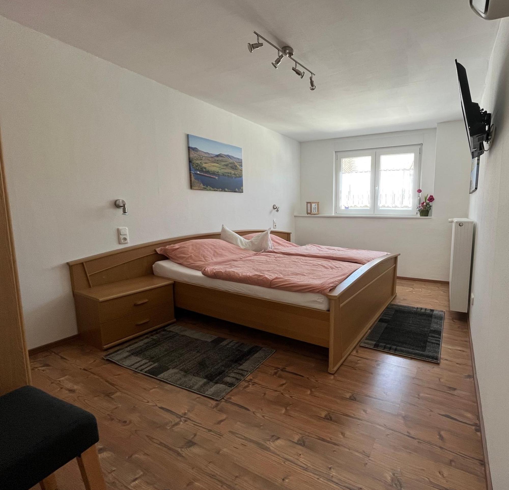 Ferienwohnungen Und Appartements - Haus Budinger Alf Exteriér fotografie